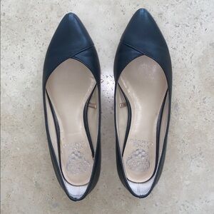 Vince Camuto Black Pointed-Toe Leather Flats
